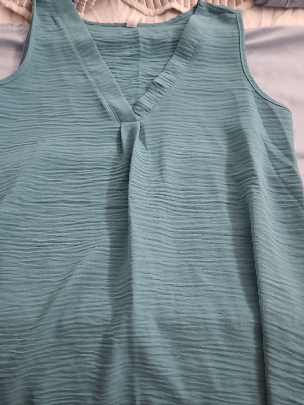 Zenana Outfitters Teal Sleeveless V-Neck Textured Camisole